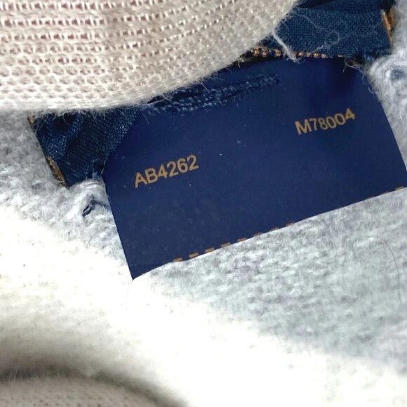 LOUIS VUITTON fringe Scarf -LV Dove logo Scarf wool / Cashmere gray/White - Picture 8 of 9